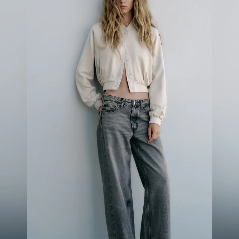 Zara satin effect crop bomber Sand color NWT - Picture 2 of 7